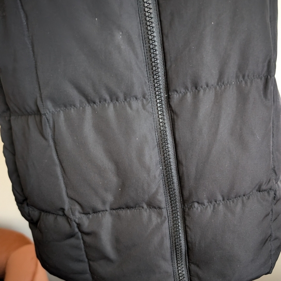 Lands End Black Down Filled Puffer Vest Size Small - Picture 10 of 10